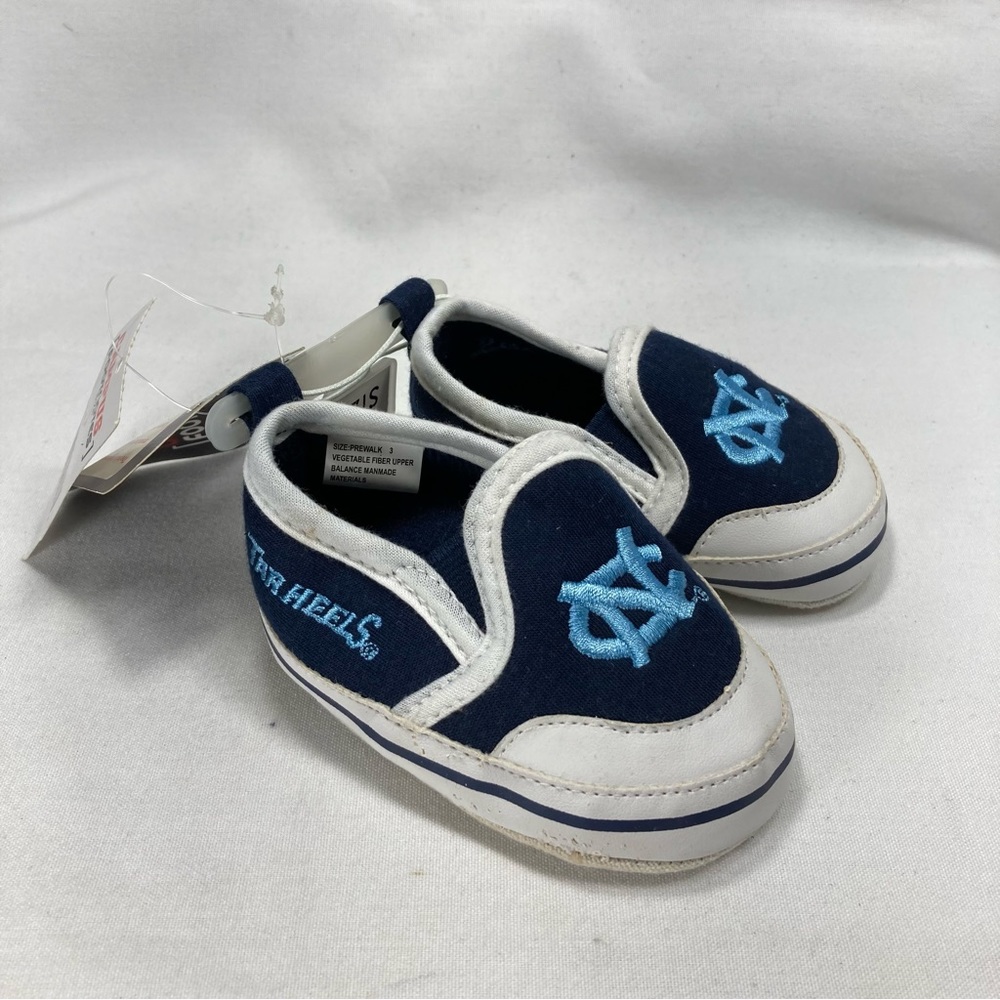 UNC Tarheels Slip-On Infant Shoes Size 3 Campus Footnotes